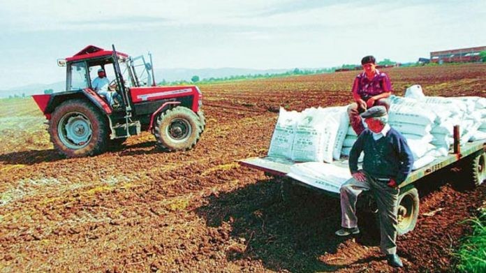 Από σήμερα οι αιτήσεις για την ενίσχυση των 60 εκατ. ευρώ στα λιπάσματα￼